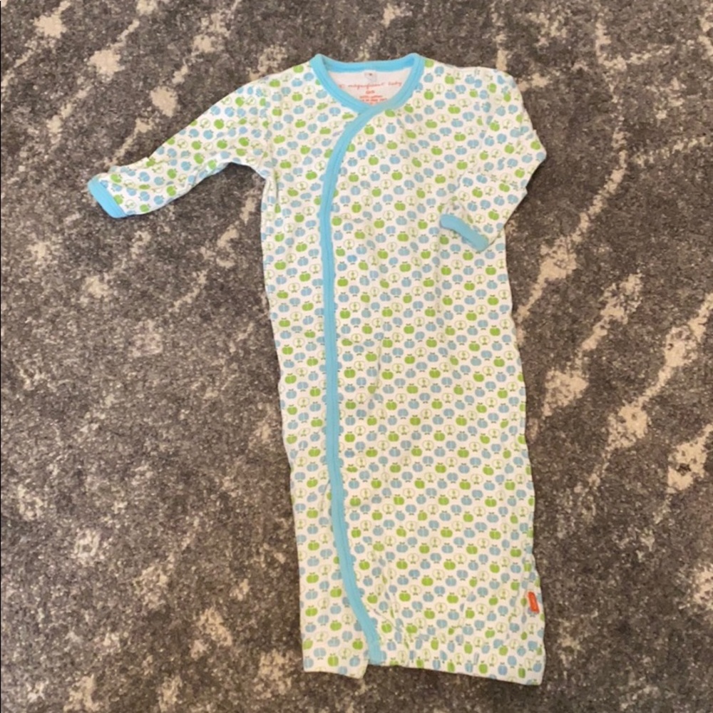 Magnetic Baby Gown